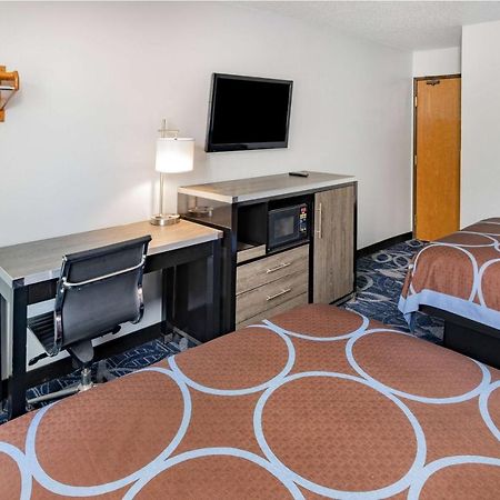 Super 8 By Wyndham Johnstown/Gloversville Εξωτερικό φωτογραφία