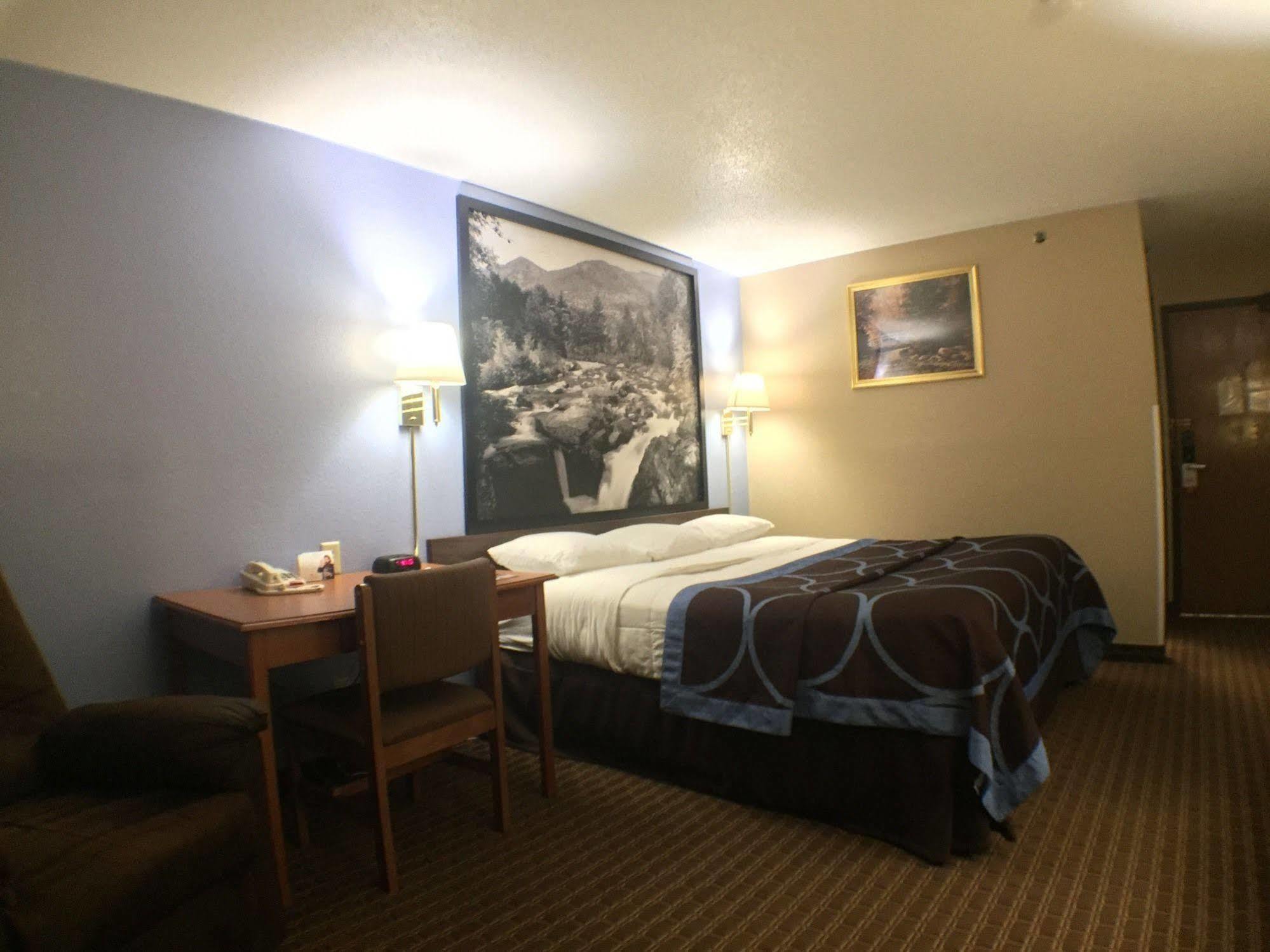 Super 8 By Wyndham Johnstown/Gloversville Εξωτερικό φωτογραφία