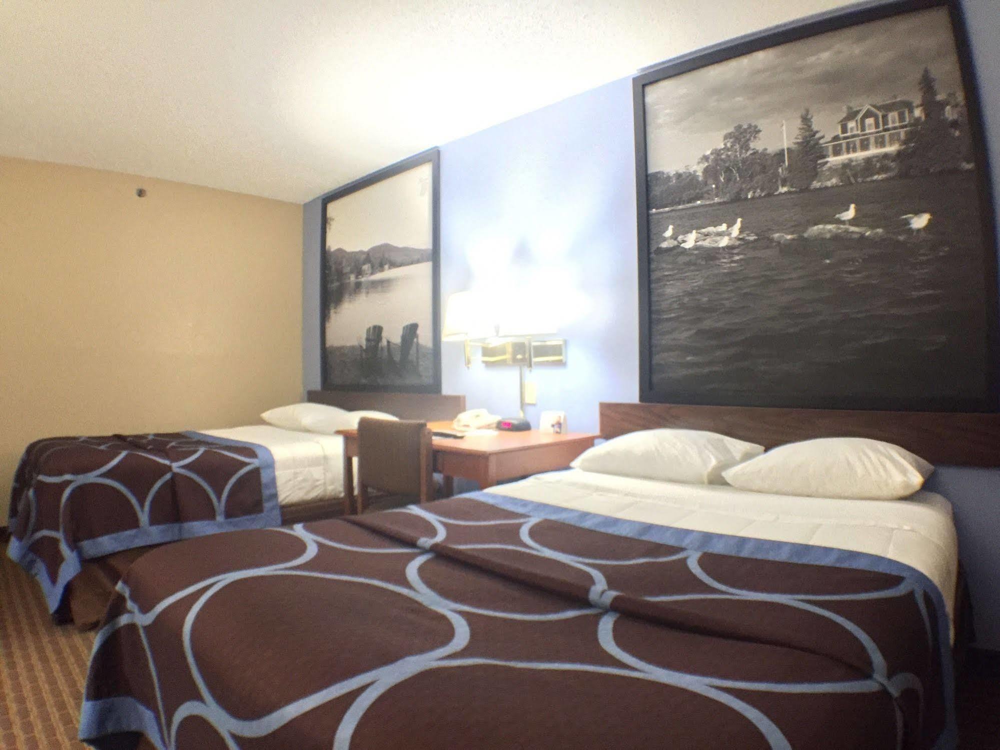 Super 8 By Wyndham Johnstown/Gloversville Εξωτερικό φωτογραφία
